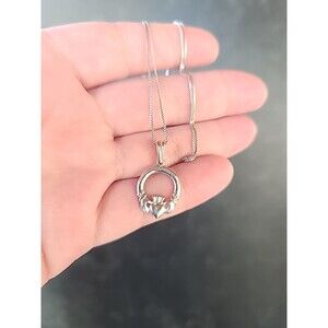 Italian 925 Sterling Silver Claddagh Pendant Necklace Vintage